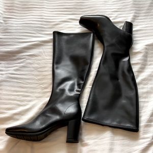 Black Knee High Leather Boots Aerosoles 7.5US